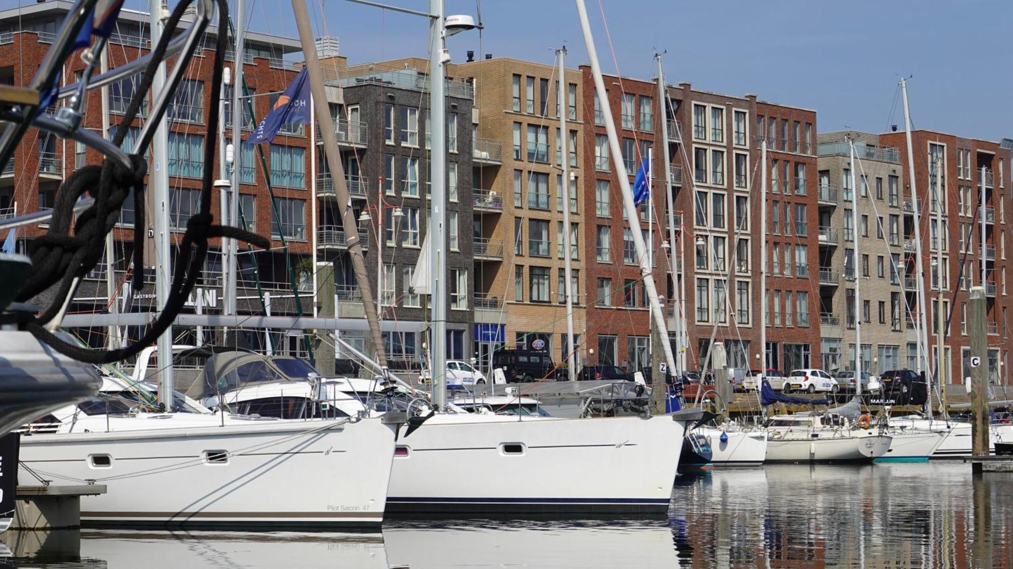 Bizstay Harbour IV The Hague Exterior photo